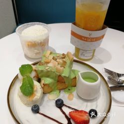 芒域泰式甜點(diǎn)飲品的泰香椰漿吐司 深圳美食圈的熱門打卡甜點(diǎn)，口味與顏值并存